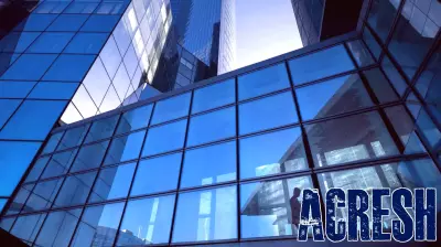 RLTY: A High-Yield Real Estate Fund with Elevated Costs